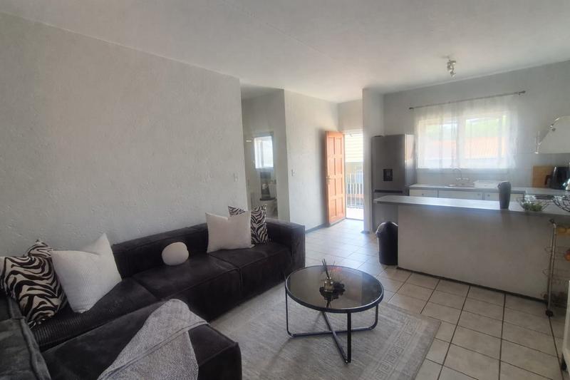 To Let 1 Bedroom Property for Rent in Montgomery Park Gauteng