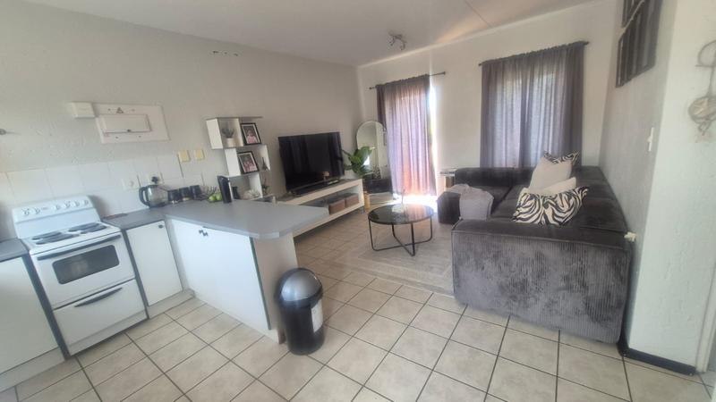To Let 1 Bedroom Property for Rent in Montgomery Park Gauteng