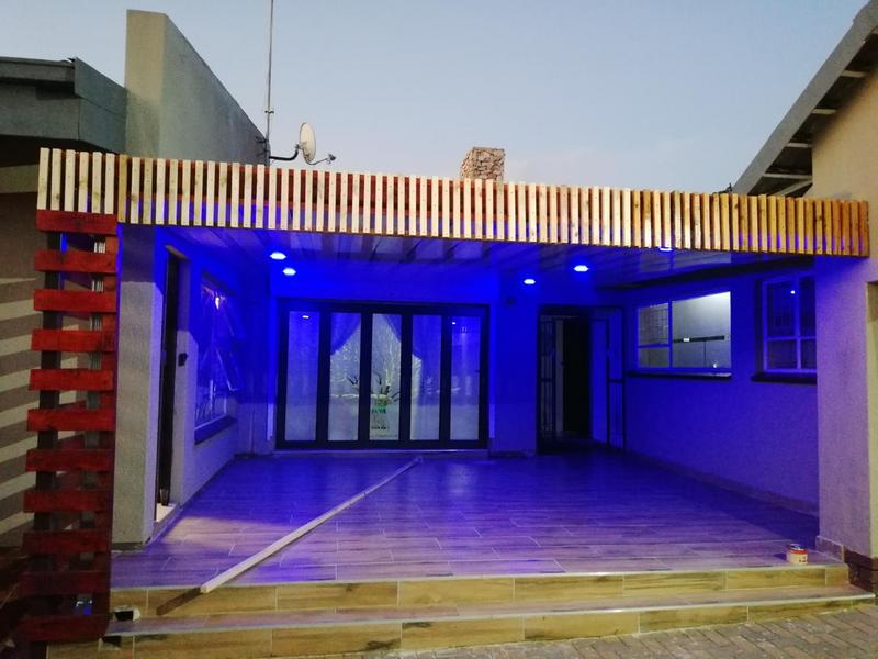 To Let 3 Bedroom Property for Rent in Vanderbijlpark SE 7 Gauteng