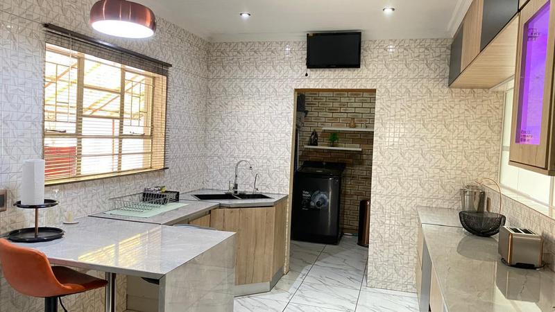 To Let 3 Bedroom Property for Rent in Vanderbijlpark SE 7 Gauteng