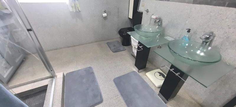 3 Bedroom Property for Sale in Wilro Park Gauteng