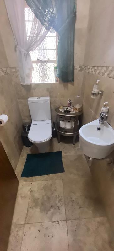 3 Bedroom Property for Sale in Wilro Park Gauteng