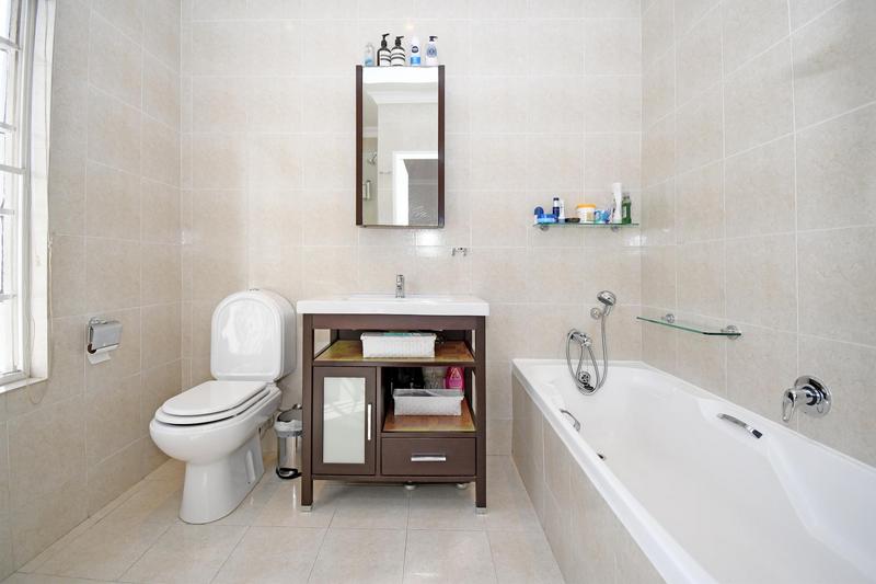 3 Bedroom Property for Sale in Craighall Gauteng