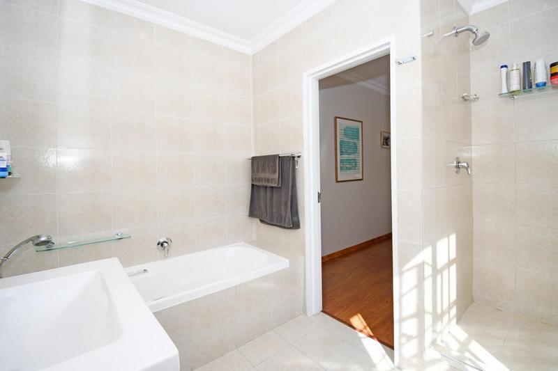 3 Bedroom Property for Sale in Craighall Gauteng