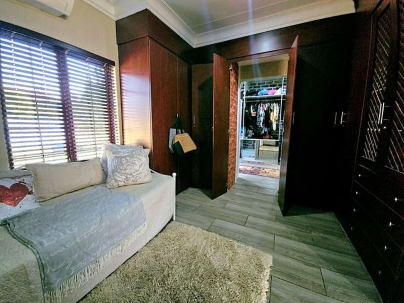 5 Bedroom Property for Sale in Kameeldrift East Gauteng