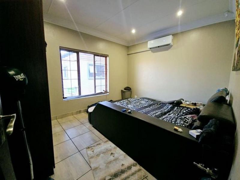 5 Bedroom Property for Sale in Kameeldrift East Gauteng