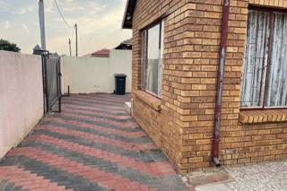 3 Bedroom Property for Sale in Soshanguve XX Gauteng