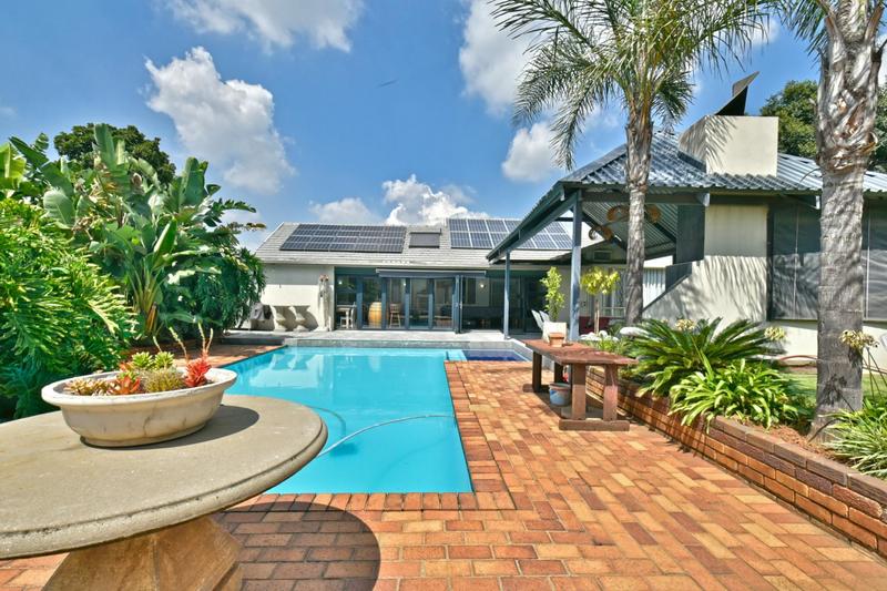 5 Bedroom Property for Sale in Brackenhurst Gauteng