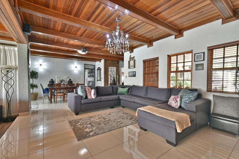 5 Bedroom Property for Sale in Brackenhurst Gauteng