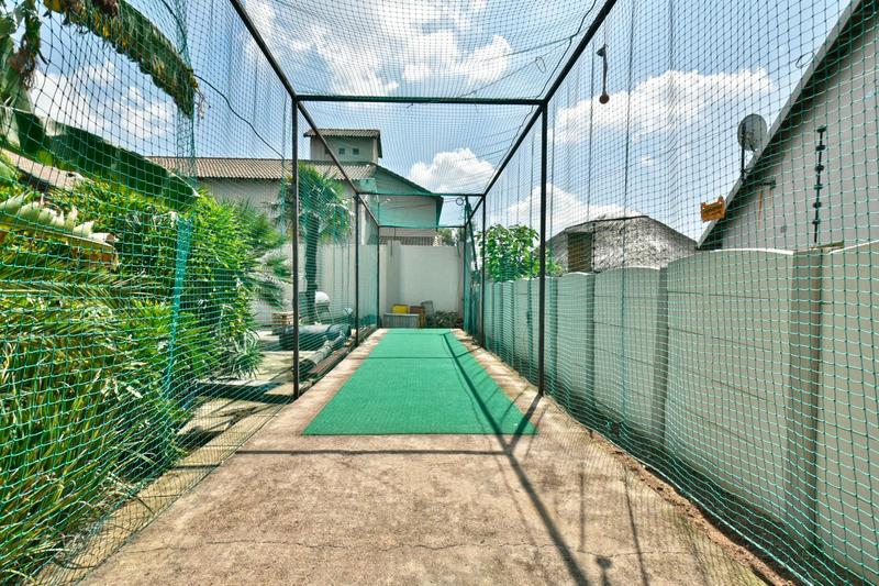 5 Bedroom Property for Sale in Brackenhurst Gauteng