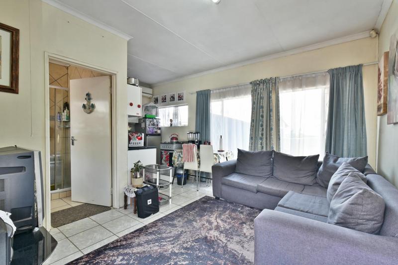 5 Bedroom Property for Sale in Brackenhurst Gauteng