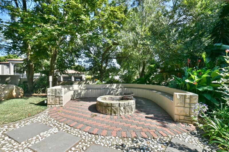 6 Bedroom Property for Sale in Randpark Ridge Gauteng