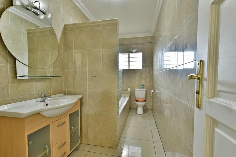 6 Bedroom Property for Sale in Randpark Ridge Gauteng