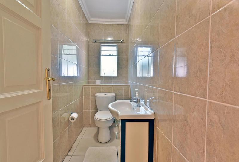 6 Bedroom Property for Sale in Randpark Ridge Gauteng