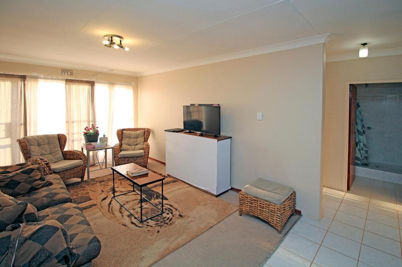 To Let 1 Bedroom Property for Rent in Horison Gauteng
