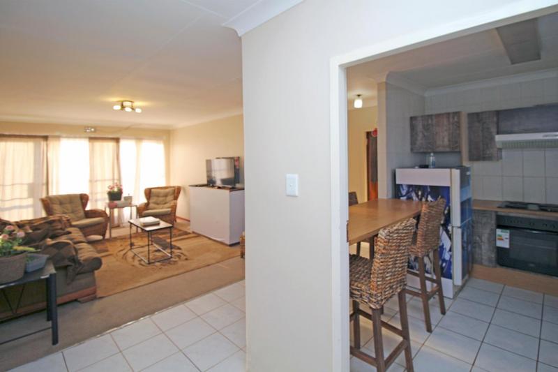 To Let 1 Bedroom Property for Rent in Horison Gauteng