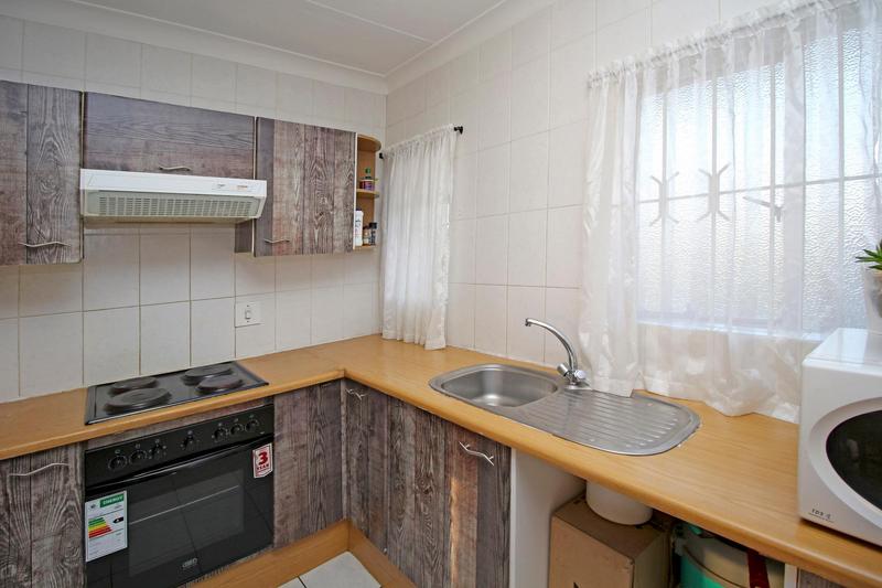 To Let 1 Bedroom Property for Rent in Horison Gauteng