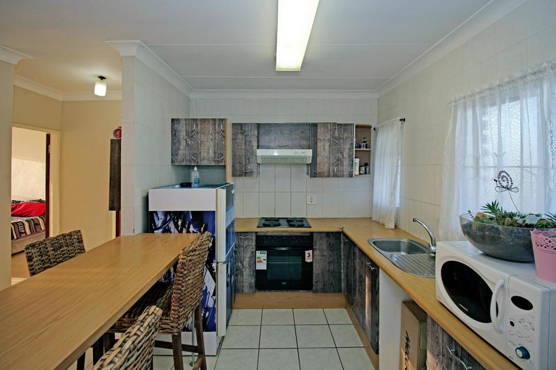 To Let 1 Bedroom Property for Rent in Horison Gauteng