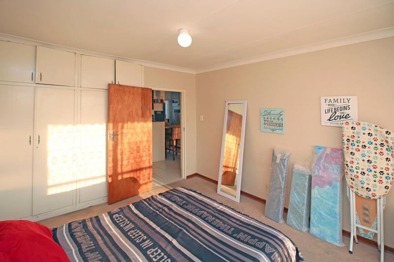 To Let 1 Bedroom Property for Rent in Horison Gauteng