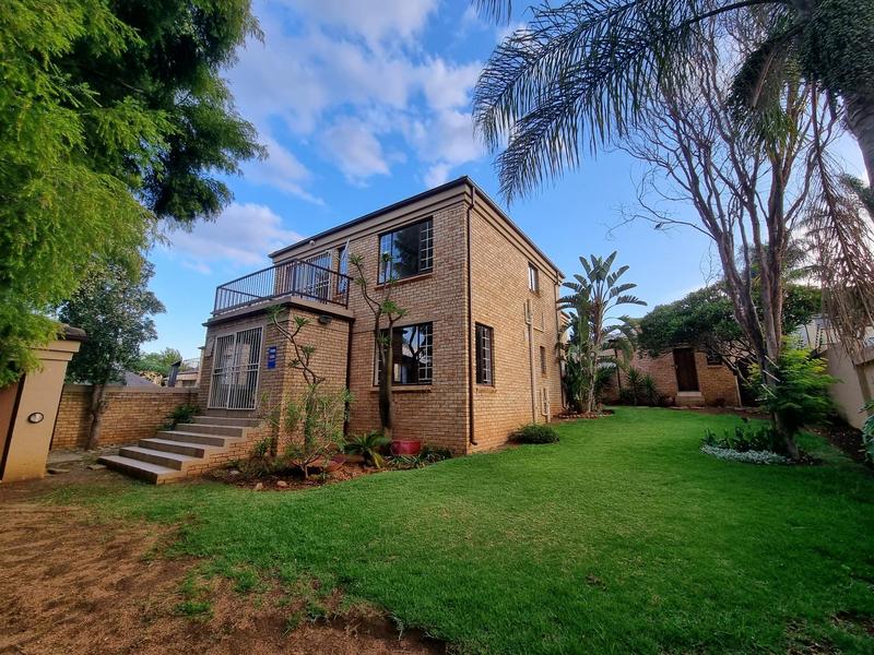 5 Bedroom Property for Sale in Amorosa Gauteng