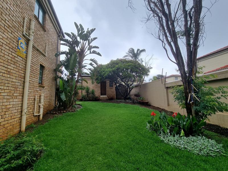 5 Bedroom Property for Sale in Amorosa Gauteng