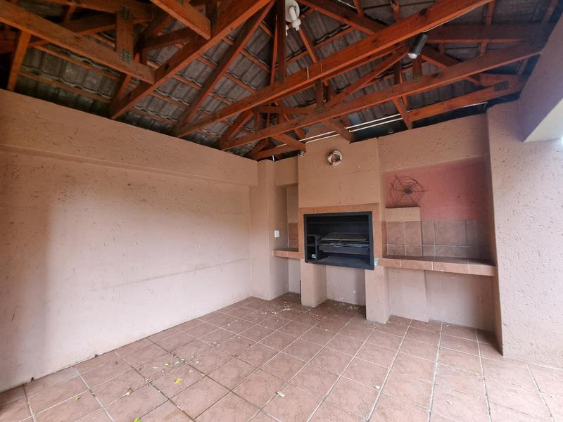 5 Bedroom Property for Sale in Amorosa Gauteng