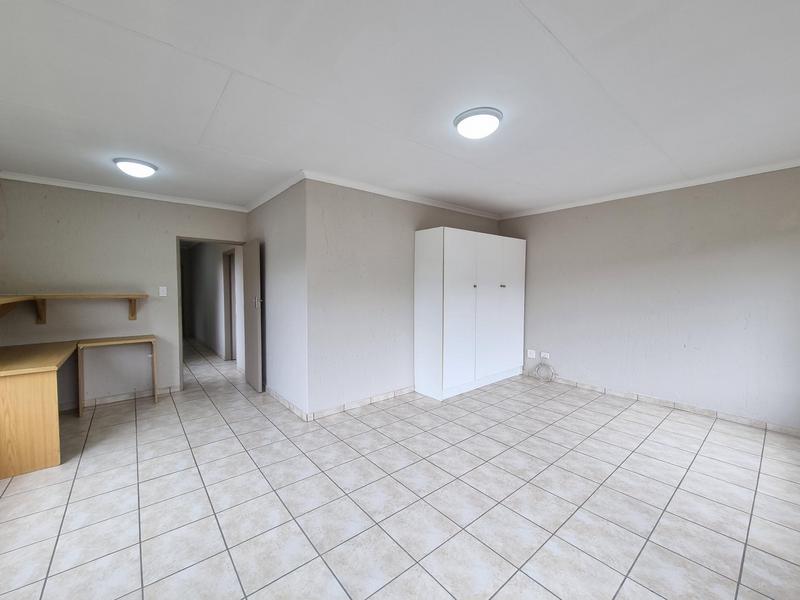 5 Bedroom Property for Sale in Amorosa Gauteng