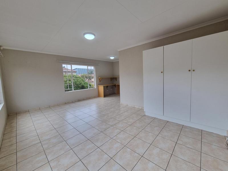 5 Bedroom Property for Sale in Amorosa Gauteng