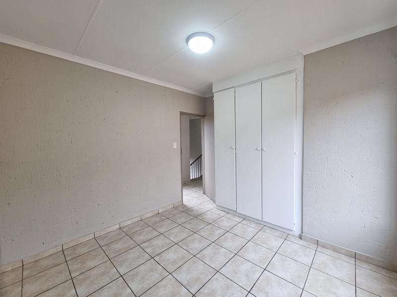 5 Bedroom Property for Sale in Amorosa Gauteng