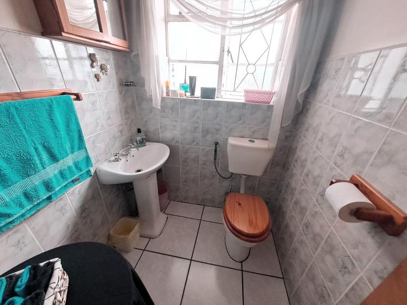 4 Bedroom Property for Sale in Sunnyridge Gauteng