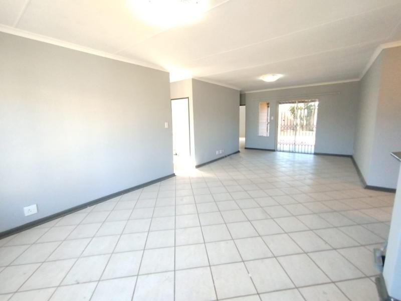 To Let 3 Bedroom Property for Rent in Parkrand Gauteng