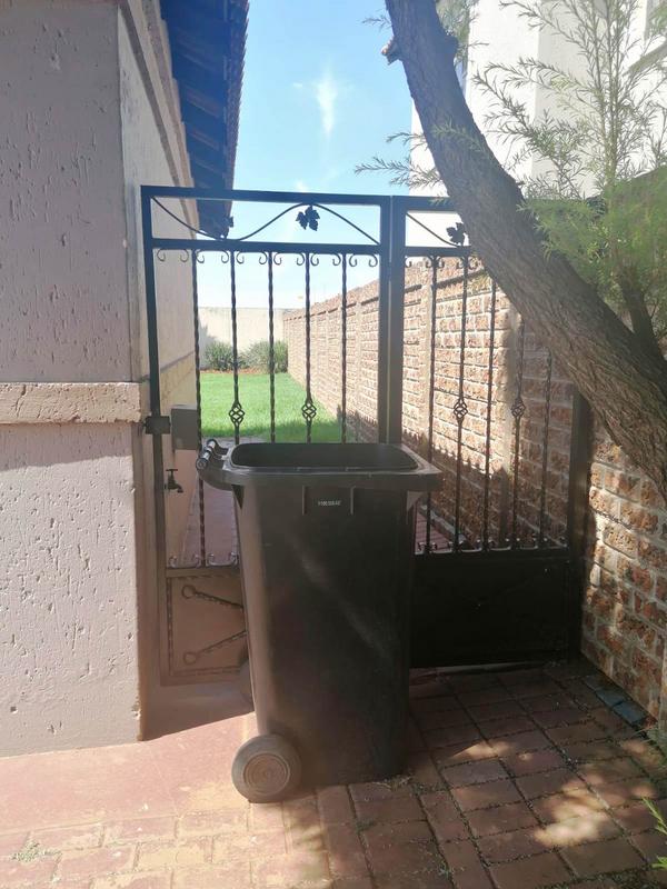 To Let 3 Bedroom Property for Rent in Parkrand Gauteng