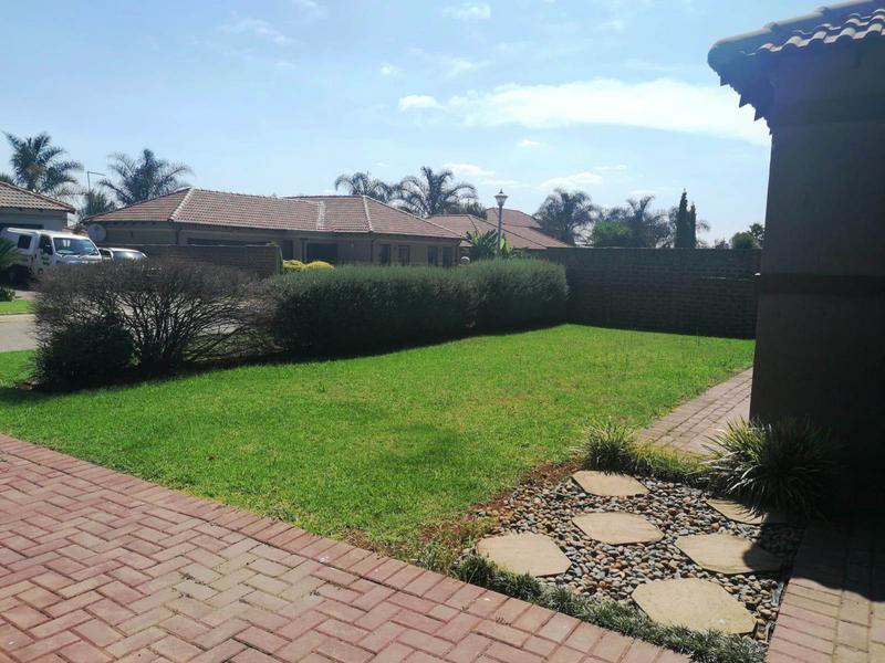 To Let 3 Bedroom Property for Rent in Parkrand Gauteng