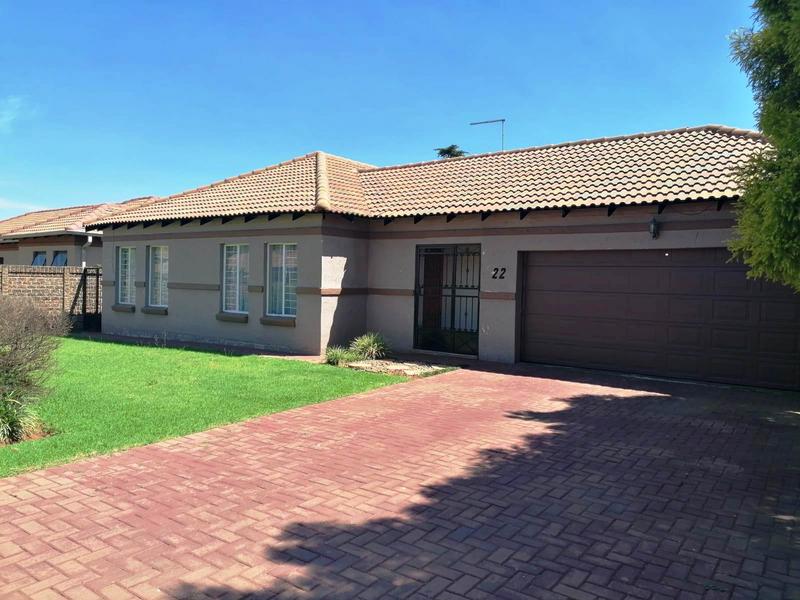 To Let 3 Bedroom Property for Rent in Parkrand Gauteng
