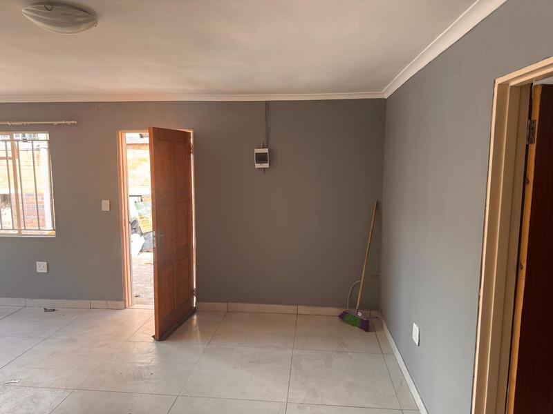 To Let 1 Bedroom Property for Rent in Kensington Gauteng