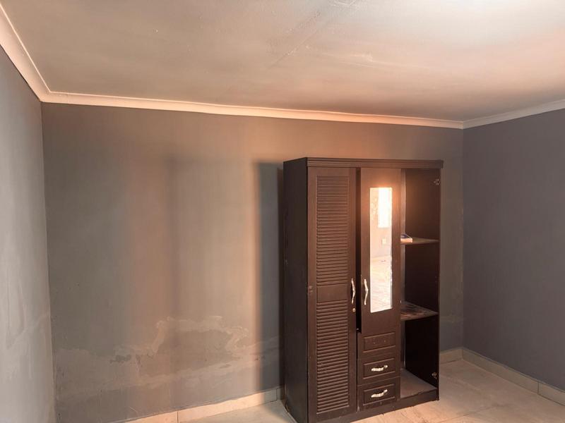 To Let 1 Bedroom Property for Rent in Kensington Gauteng