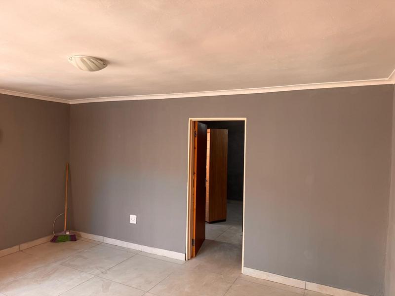 To Let 1 Bedroom Property for Rent in Kensington Gauteng