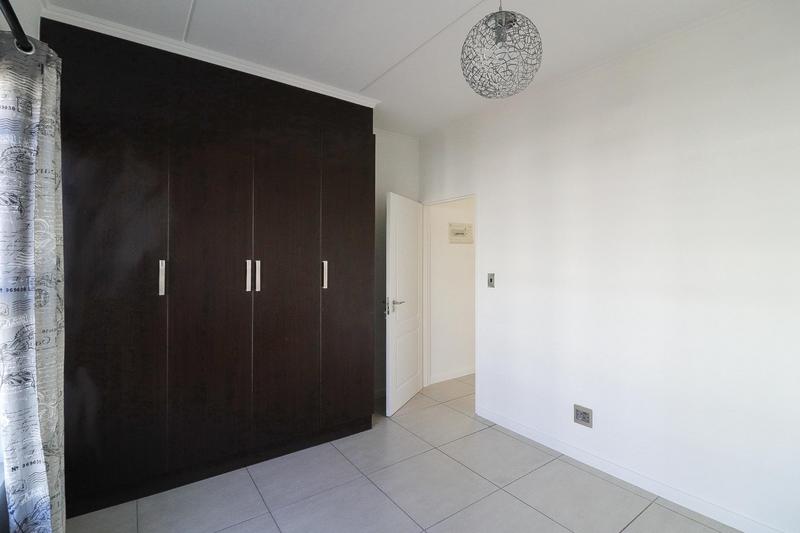 To Let 3 Bedroom Property for Rent in Greenstone Hill Gauteng