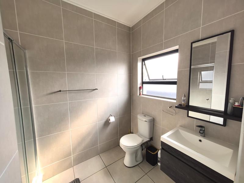 To Let 1 Bedroom Property for Rent in Modderfontein Gauteng