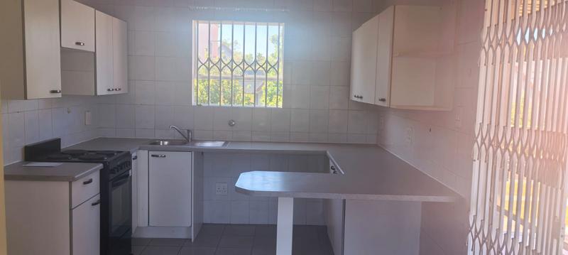 2 Bedroom Property for Sale in Halfway Gardens Gauteng