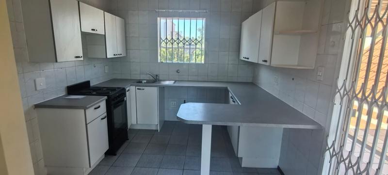2 Bedroom Property for Sale in Halfway Gardens Gauteng