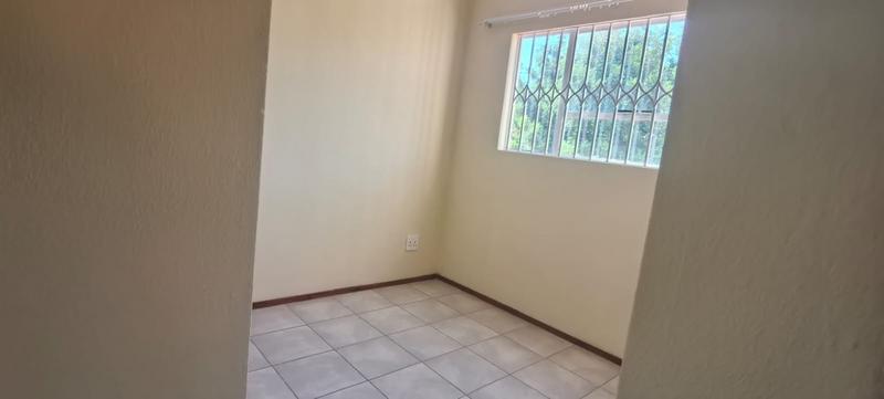 2 Bedroom Property for Sale in Halfway Gardens Gauteng