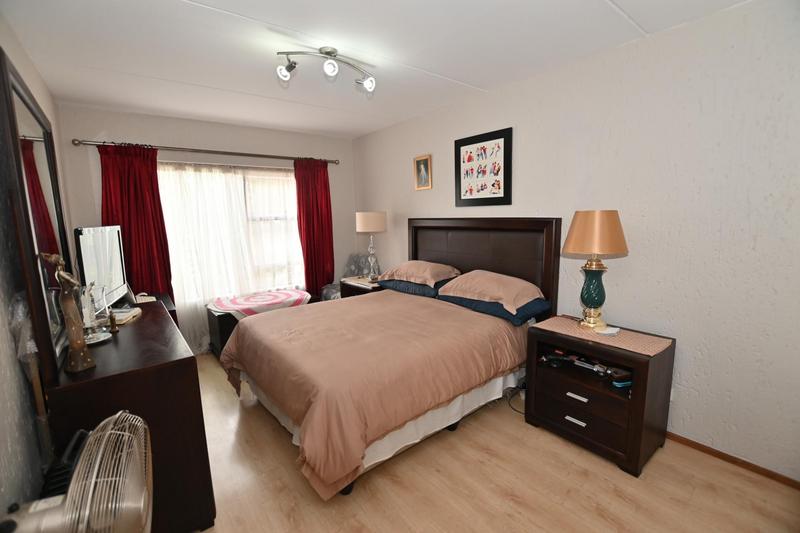 2 Bedroom Property for Sale in Paulshof Gauteng