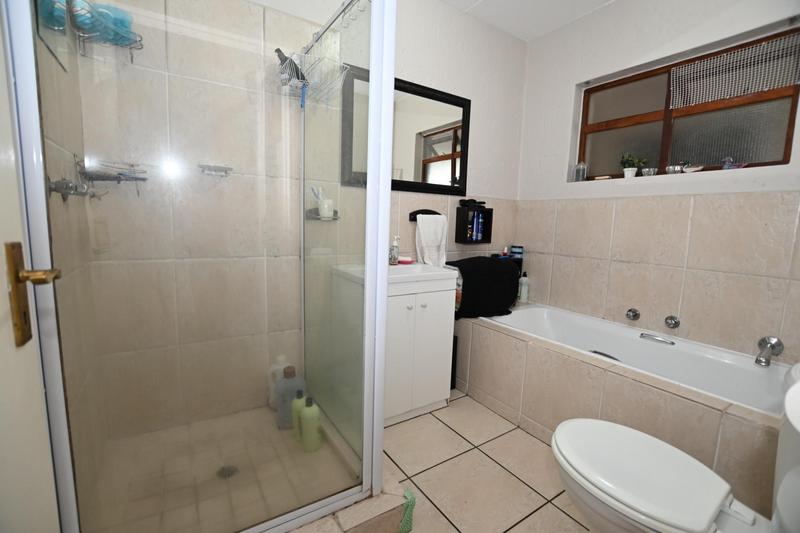 2 Bedroom Property for Sale in Paulshof Gauteng