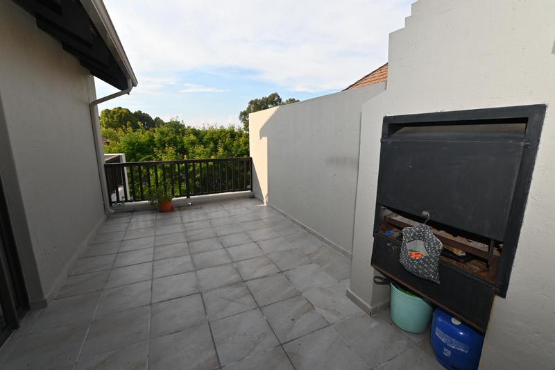 2 Bedroom Property for Sale in Paulshof Gauteng