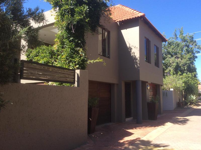 2 Bedroom Property for Sale in Magaliessig Gauteng