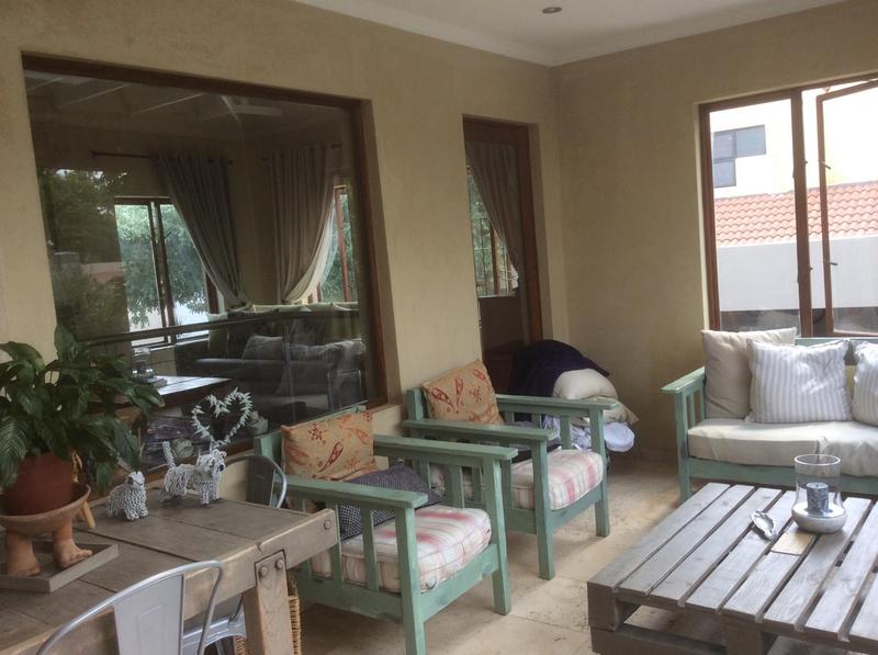 2 Bedroom Property for Sale in Magaliessig Gauteng