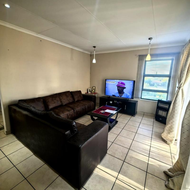 2 Bedroom Property for Sale in Eike Park Gauteng