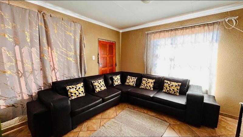 2 Bedroom Property for Sale in The Orchards Gauteng