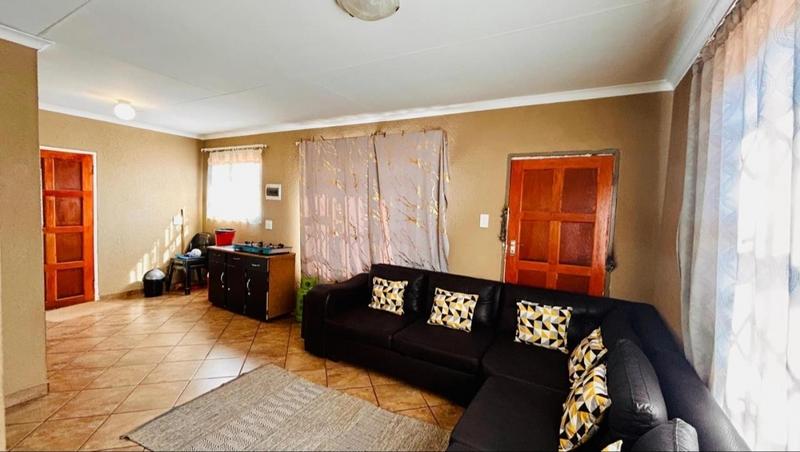 2 Bedroom Property for Sale in The Orchards Gauteng